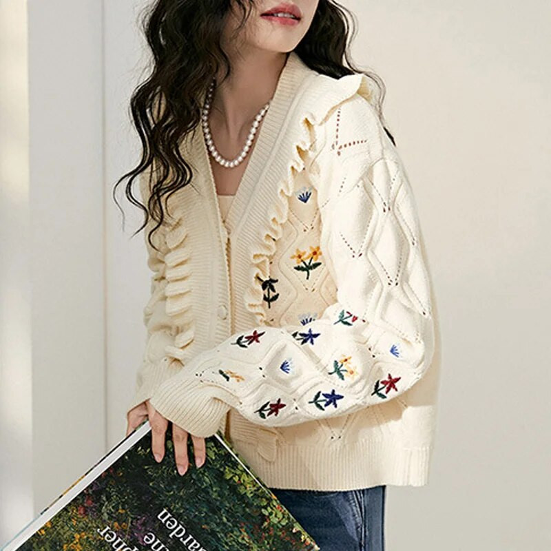 Vintažiniai gėlėmis siuvinėti raukini megztiniai moteriški madingi pavasario ir rudens laisvalaikio megzti viršutiniai moteriški viršutiniai drabužiai