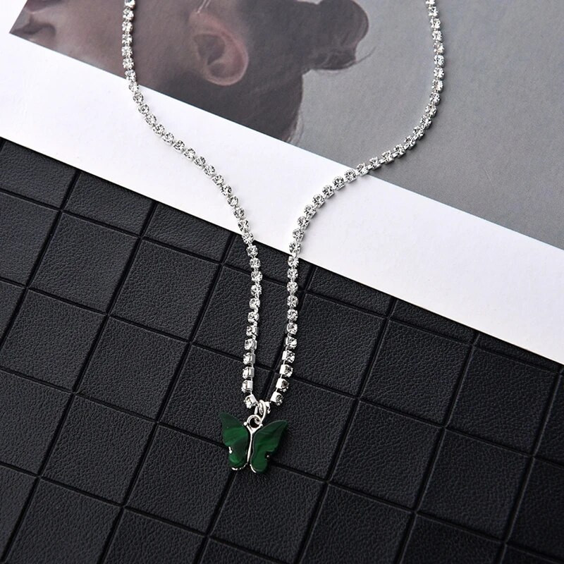 Jauna tauriņa kulonu kaklarota kaklarota strēles akmens ķēde balta rozā krāsa akrila vienkārša atslēgas kaula kaklarota dzīvnieku modes rotaslietas