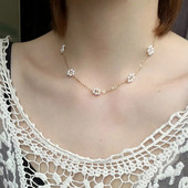 Pērļu krelles margrietiņu ķēdes kaklarota sievietēm Vintage pavasara vasaras ziedu vara pārklājuma zelta modes kaklarotas 2022 jaunums