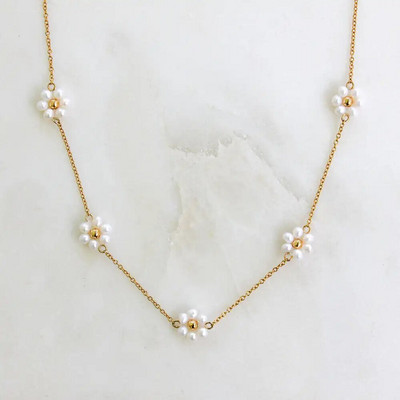 Pērļu krelles margrietiņu ķēdes kaklarota sievietēm Vintage pavasara vasaras ziedu vara pārklājuma zelta modes kaklarotas 2022 jaunums