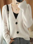 Sieviešu džemperis pavasara rudens vienkrāsains, ar V veida kakla izgriezumu, ar garām piedurknēm, brīvs, moderns sieviešu apģērbs