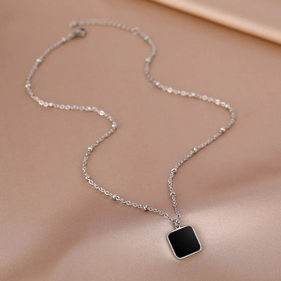 Nerūsējošā tērauda kaklarotas ģeometriski grezni elegance sirds apaļi kuloni atslēgas kaula ķēdes kaklarota sievietēm rotaslietas smalka dāvana