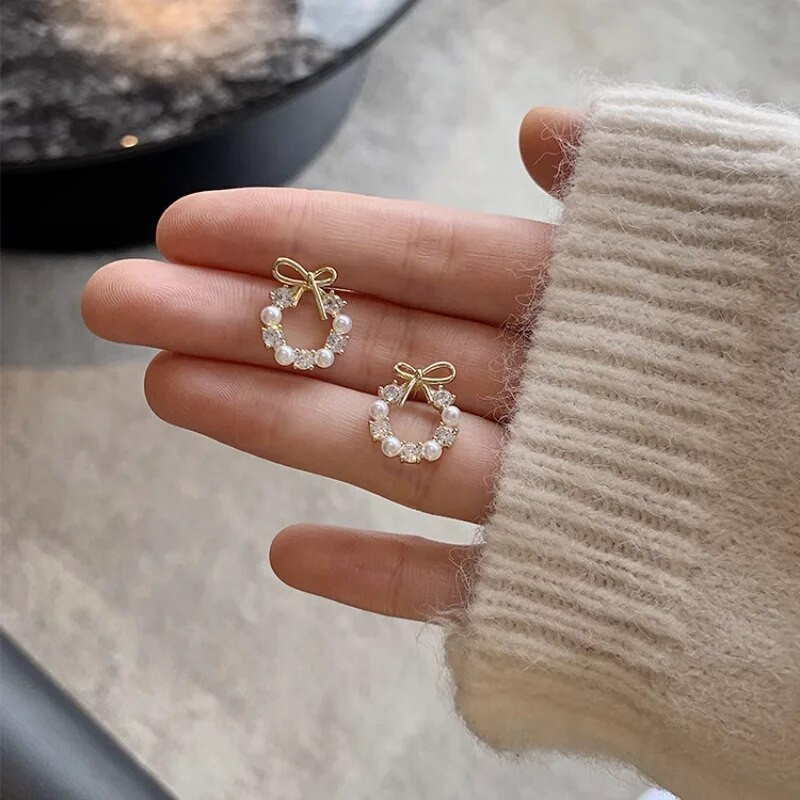 Europietiški ir amerikietiški nauji perliniai cirkonio auskarai madingi lengvi prabangūs temperamentai, paprastos asmenybės moteriški auskarai