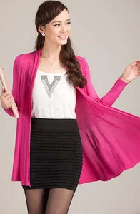 Rudens mados moteriškas megztinis megztinis 2023 m. naujas stilius Atsitiktinis megztas megztinis Nemokamas pristatymas Juodas megztinis Moteriškas megztinis