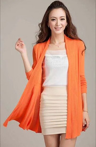 Rudens mados moteriškas megztinis megztinis 2023 m. naujas stilius Atsitiktinis megztas megztinis Nemokamas pristatymas Juodas megztinis Moteriškas megztinis