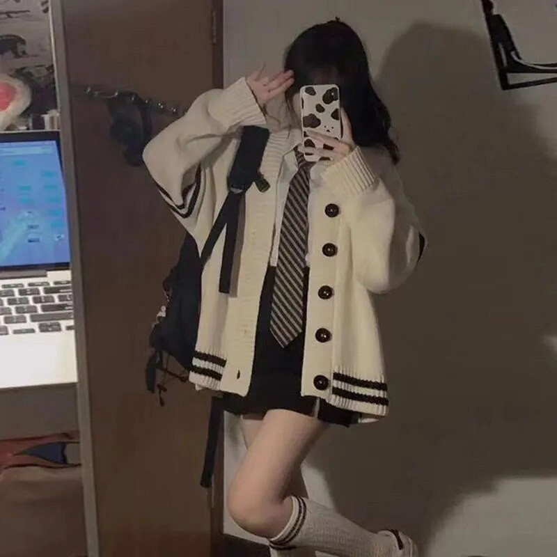 Lucyever rudens ziemas trikotāžas jakas sievietēm jauki, mājīgi džemperi jaciņas meitenēm, mīksti Kawaii vienkārši adīti mēteļi ar V veida kakla izgriezumu