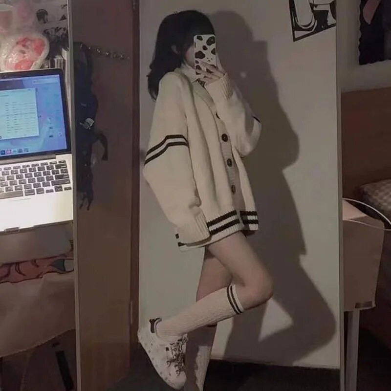 Lucyever rudens ziemas trikotāžas jakas sievietēm jauki, mājīgi džemperi jaciņas meitenēm, mīksti Kawaii vienkārši adīti mēteļi ar V veida kakla izgriezumu