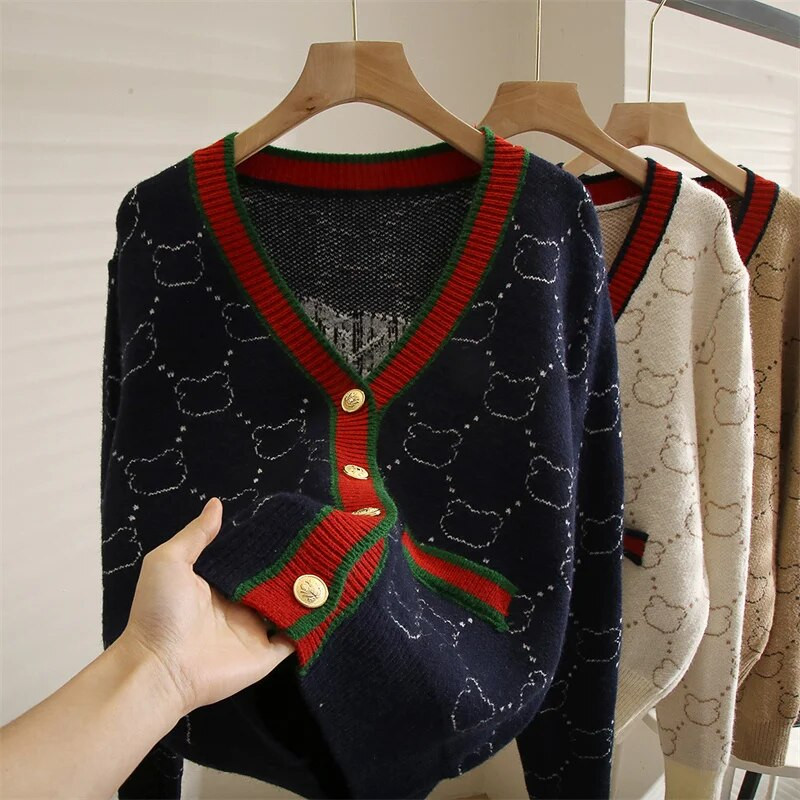 2022. aasta sügisene pikk kampsun Korea üherealine kootud magus multikas karu kootud jakk Naiste ülisuur kampsun