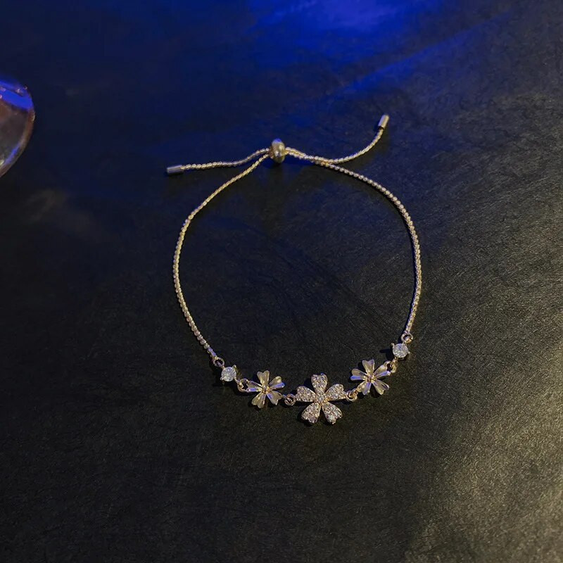 Új divatirányzat Egyedi dizájn Elegáns Exquisite Light Luxury cirkonszirom karkötő női ékszer party prémium ajándék nagykereskedés