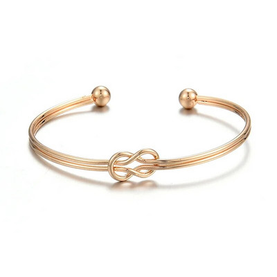 Nova niša u stilu vrhunskog dizajna s personaliziranom ženskom narukvicom s mikro umetnutim cirkonima koji otvaraju nokte