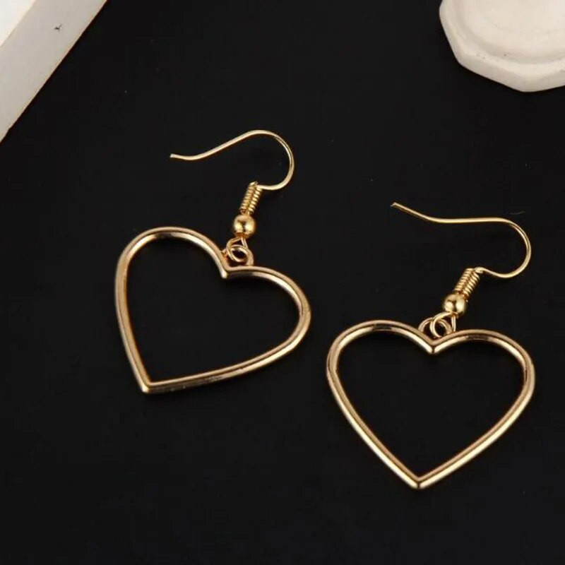 Uus kuum moodne geomeetriline südameklamber kõrvarõngas ilma augustamiseta Brincos oorbellen Simple Statement kõrvarõngad naistele ehted