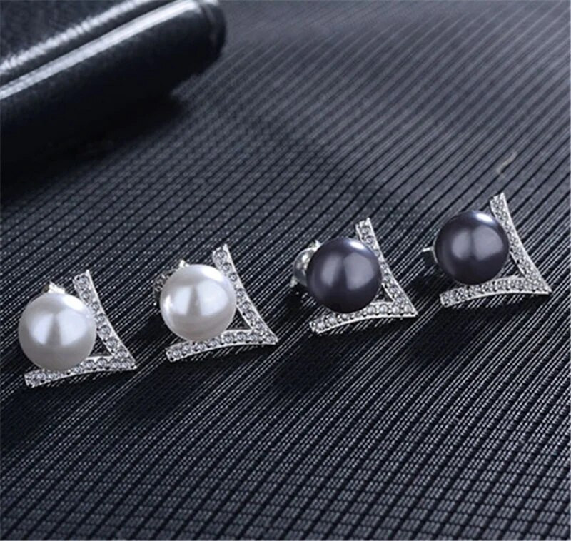 Luksusa radoši V-veida trīsstūra formas pērļu auskari sievietēm Vintage Statement auskari Rotaslietas Pendientes Mujer