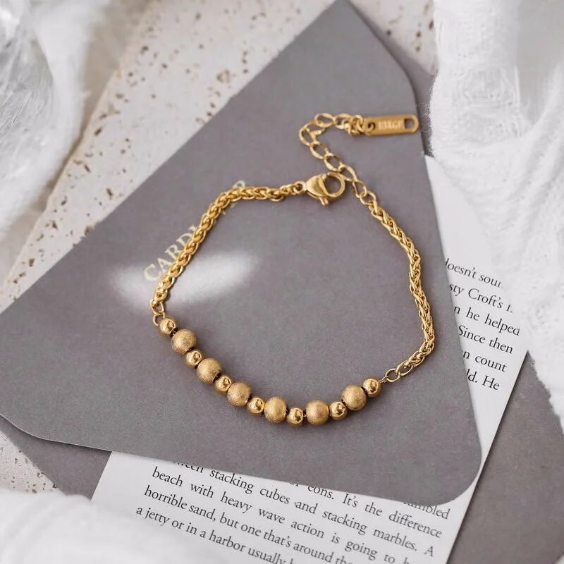 2023. aasta mood, roostevabast terasest nöörid, jäätunud terasest kuulist käevõru, naiste tippkvaliteediga kullavärvi kett, randme ehete hulgimüük