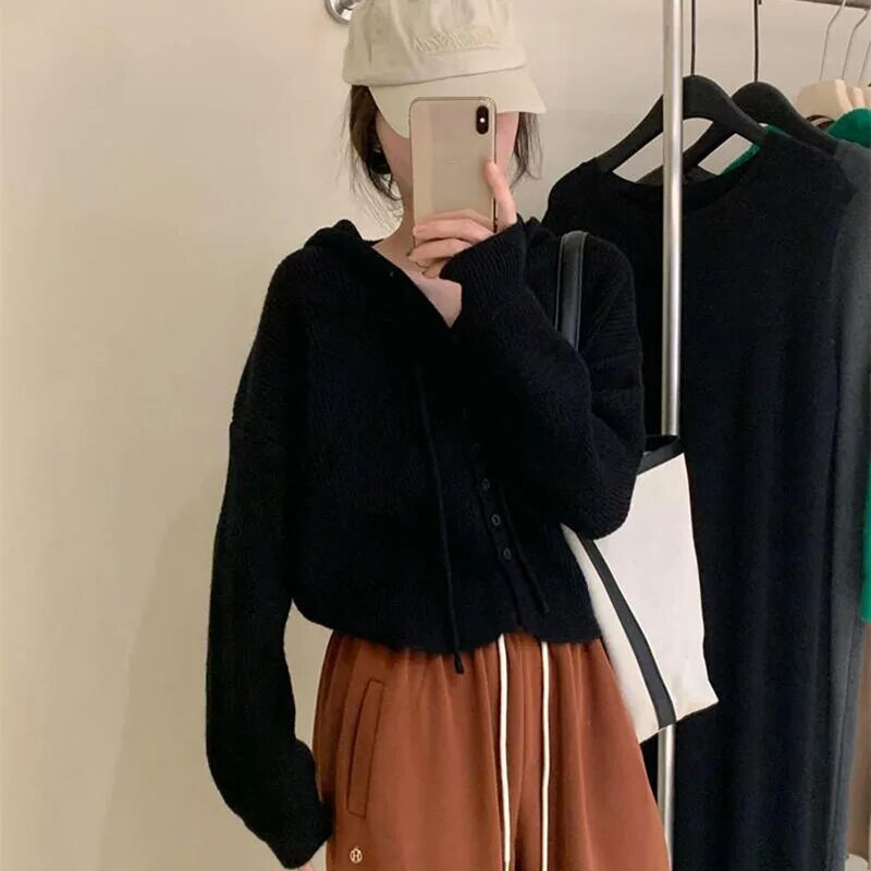 Lucyever rudens ziemas adīti džemperi ar kapuci sievietēm ikdienišķi brīvi vienrindu džemperi, sievietes Harajuku savvaļas īsie trikotāžas izstrādājumi