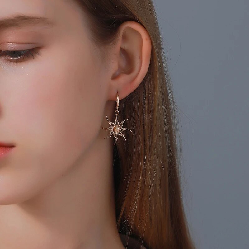 Vintage klasszikus Sun Moon fülbevaló női lógó fülbevaló aszimmetrikus fülbevaló csillag és hold női koreai ékszerek