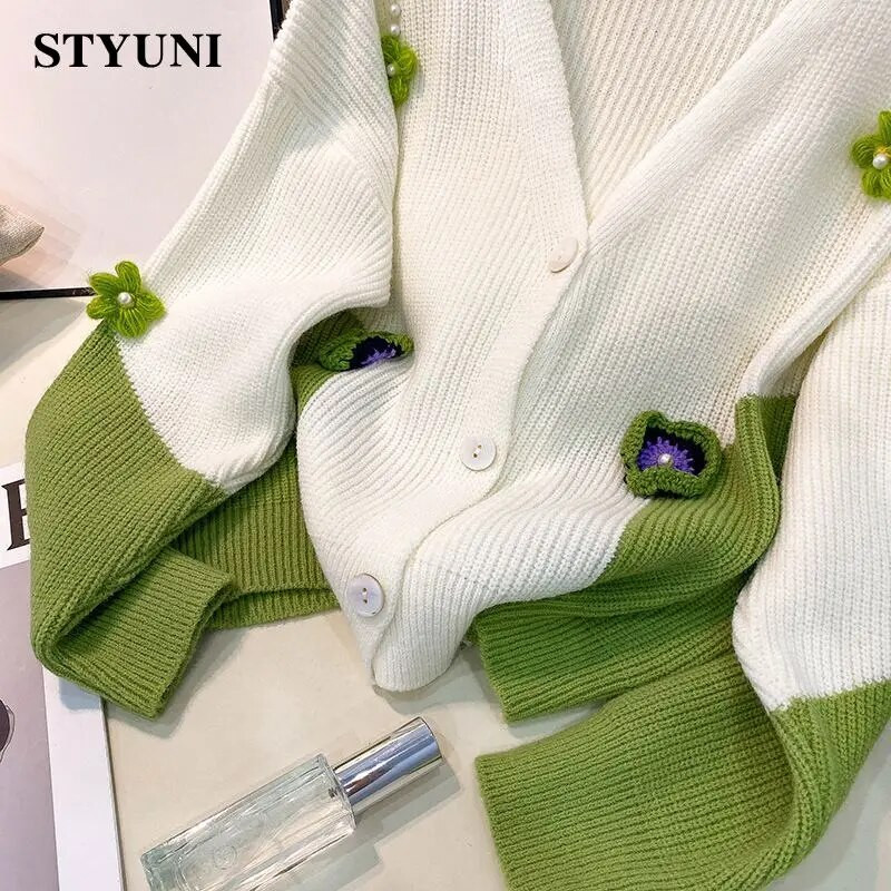 Pērļotas 3D aplikācijas Jauki mīksts, akrila trikotāžas sieviešu džemperis, V veida kakla izgriezums, korejiešu modes jaka, mētelis, jakas