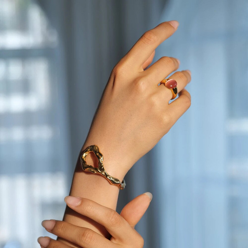 Youthway nerūsējošā tērauda zelta sudraba krāsas neregulāras aproču rokassprādzes ūdensizturīgas metāla modes modernas unisex rokas rotaslietas