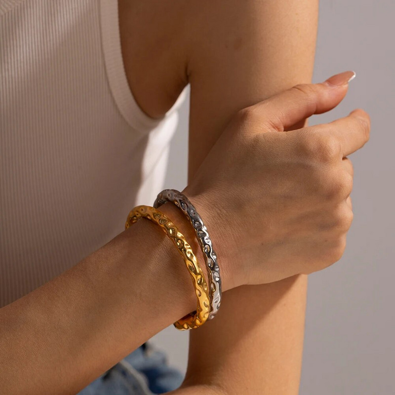 Youthway Απλό Χρυσό Ασημί σετ Βραχιόλι με μανσέτες από ανοξείδωτο ατσάλι Αδιάβροχα αξεσουάρ κοσμημάτων για γυναίκες κορίτσια