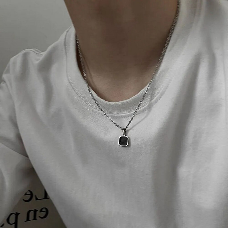 Tide Zīmols Street Dance Hip-hop Melns kvadrātveida kulonu kaklarota Personība Vienkārši nerūsējošā tērauda kaklarotas aksesuāri
