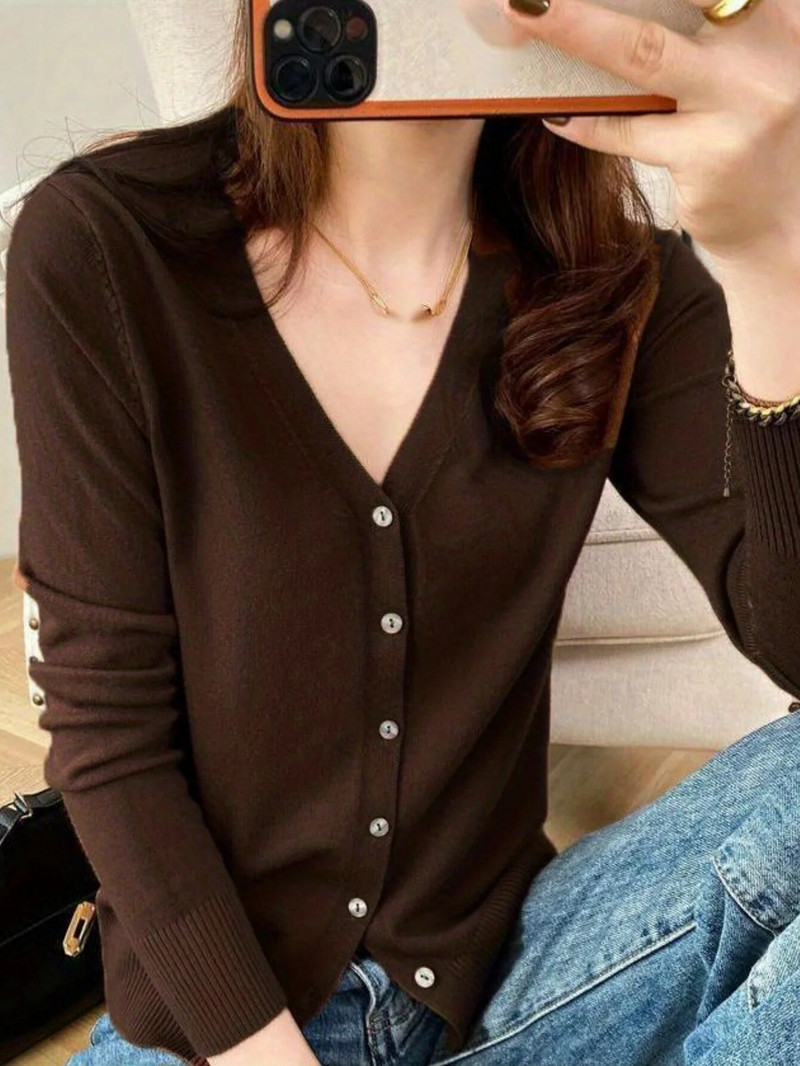 Rudens sieviešu jakas ar vienrindu trikotāžas trikotāžas izstrādājumi ar V veida kakla izgriezumu, vienkrāsains trikotāžas džemperis, tievs sieviešu balts jakas Ikdienas virsdrēbes mēteļi