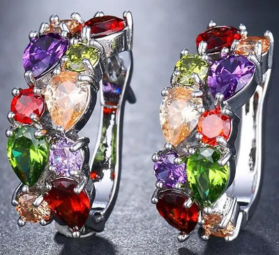 „Bettyue“ prekės ženklo mados žavesys 13 spalvų Monalisa auskarai blizgūs AAA cirkonio akinantys papuošalai moterims vakarėliui, akį traukianti dovana