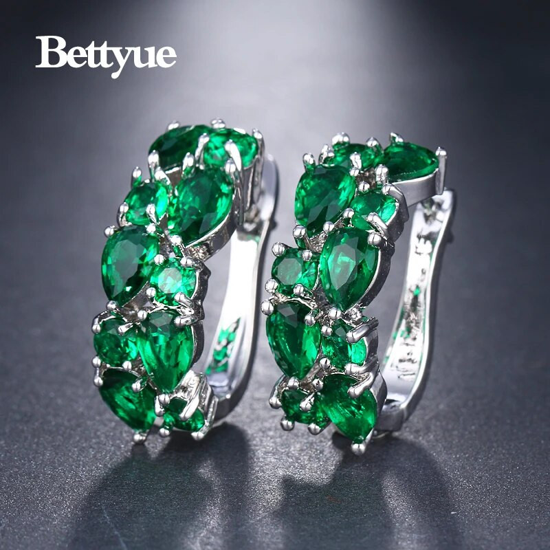 „Bettyue“ prekės ženklo mados žavesys 13 spalvų Monalisa auskarai blizgūs AAA cirkonio akinantys papuošalai moterims vakarėliui, akį traukianti dovana