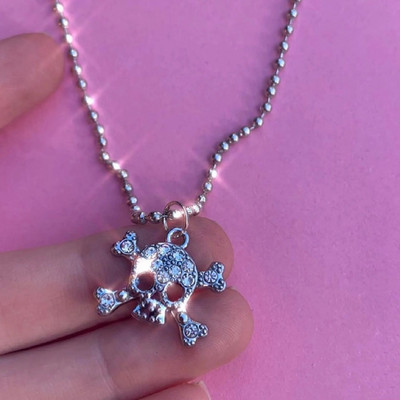 2022. trendi, fényes strasszos koponya fej csont medál nyakláncok Kreatív punk rock csontváz nyaklánc női ékszerek