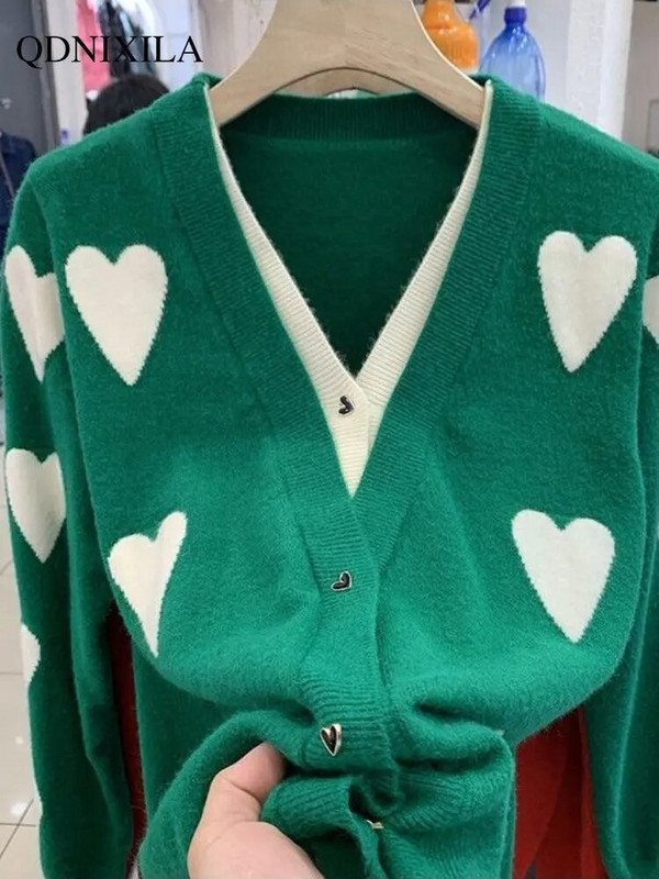 Sieviešu džemperis Trikotāžas jaciņš V veida kakla izgriezumā Love Jacquard jaciņš ar garām piedurknēm Džemperis Korejas modes jaciņš sievietēm