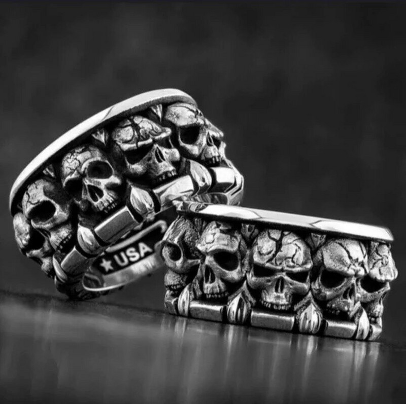 Vintage Fashiuon Punk Silvery Black Dominējošais galvaskausa gredzens vīriešiem un sievietēm Ring Biker Motociklu rotaslietu vairumtirdzniecība