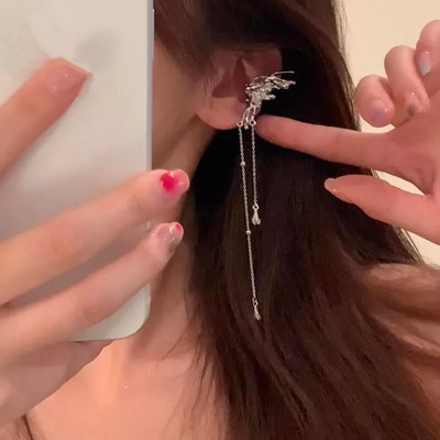 Angelo sparnai skysto metalo drugelio kutais ausų rankogaliai, neveriantys auskarai, 2023 m. madingi pankų dizaino moteriški papuošalai su ilga ausimi