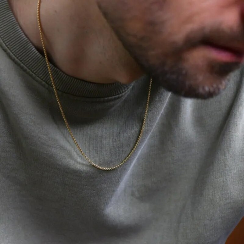 Modes imitācijas pērļu vīriešu kaklarota ar rokām izgatavota klasiska nerūsējošā tērauda kastes ķēdes kaklarota vīriešiem rotaslietas dāvana