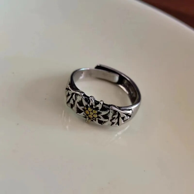 Χέρι σκάλισμα Edelweiss Ρυθμιζόμενα δαχτυλίδια για άνδρες Γυναίκες βετεράνοι Επετειακό δαχτυλίδι Επετειακό κοσμήματα Αξεσουάρ Δώρα Χονδρική