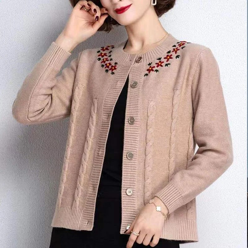 Ümarkaelusega nööp Loov splaissitud plisseeritud lilleline vintage kardigan kudumine vabaaja sügistalvine paks naisteriietega kampsun