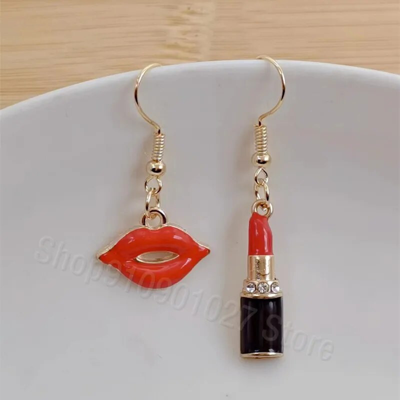Modes Sexy sieviešu lūpu krāsa Auskari Sieviešu sarkana lūpu krāsa Asimetriski jauki rotaslietas līgavas māsa dāvana Ziemassvētku auskari
