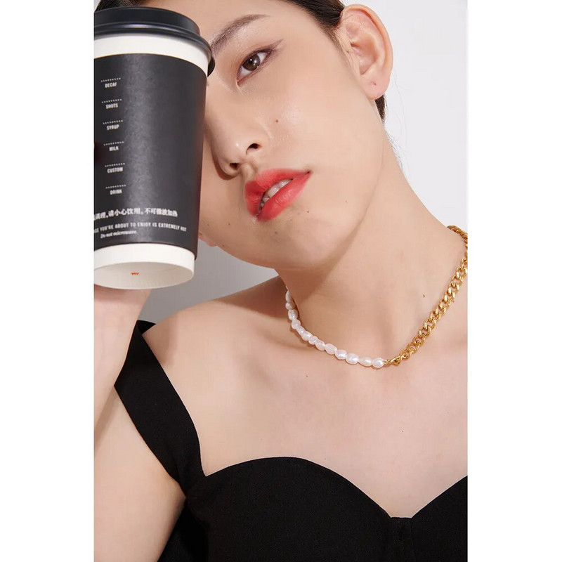 Yhpup Μοντέρνο κολιέ με κουβανική αλυσίδα από φυσικό μαργαριτάρι από ανοξείδωτο ατσάλι Μεταλλικό χρυσό κόσμημα 18 καρατίων Δώρο πάρτι με γιακά με βαριά υφή