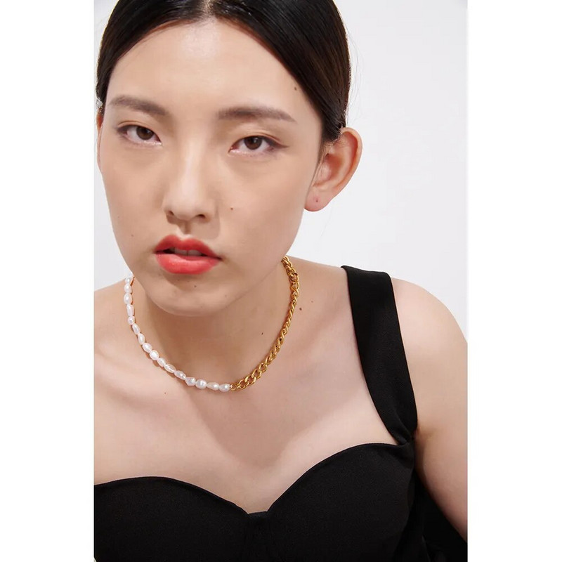 Yhpup Μοντέρνο κολιέ με κουβανική αλυσίδα από φυσικό μαργαριτάρι από ανοξείδωτο ατσάλι Μεταλλικό χρυσό κόσμημα 18 καρατίων Δώρο πάρτι με γιακά με βαριά υφή