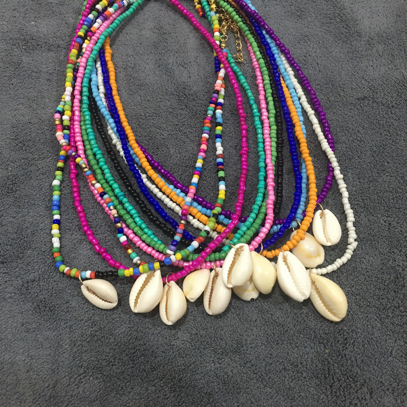 Vienkāršu sēklu krelles gliemežvāku kaklarota sievietēm, stīgu pērlītēm, īsiem apvalkiem, kaklarota, kaklarota, rotaslieta, 16 collas, kaklarota, dāvana