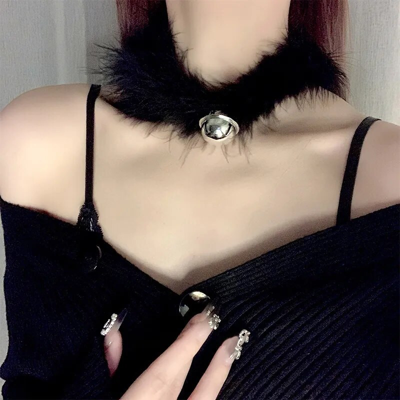 Korėjietiškas elegantiškas juodai baltas plunksnų pliušinis kaklaraištis moterims mados geometrinis krištolo kutų karoliai vestuvių vakarėlio papuošalai dovanos