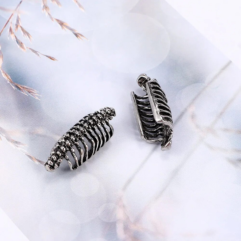 2 gab. Gothic Clip On Auskari