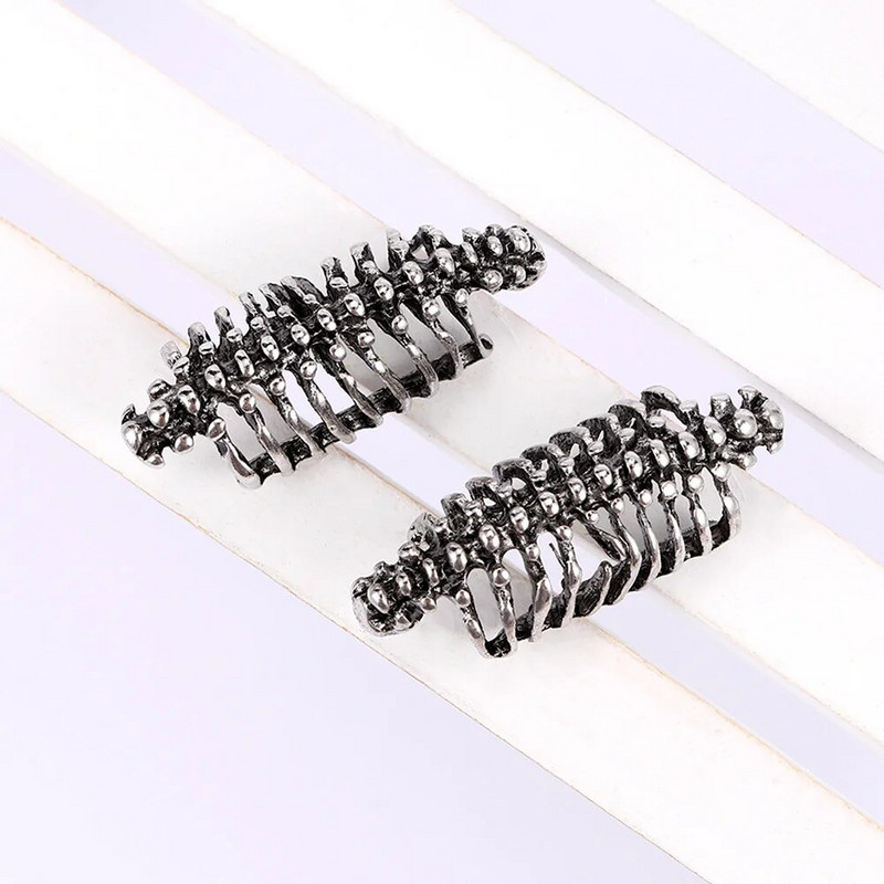 2 gab. Gothic Clip On Auskari