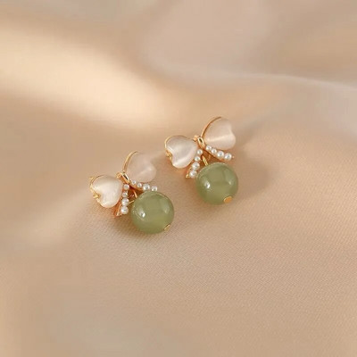 Jauni modes Sweet Bow Opal Stud Stud Auskari Sievietēm Meitenēm Baroka imitācija Pearl Jade of Hetian Auskari Kāzu ballīšu rotaslietas