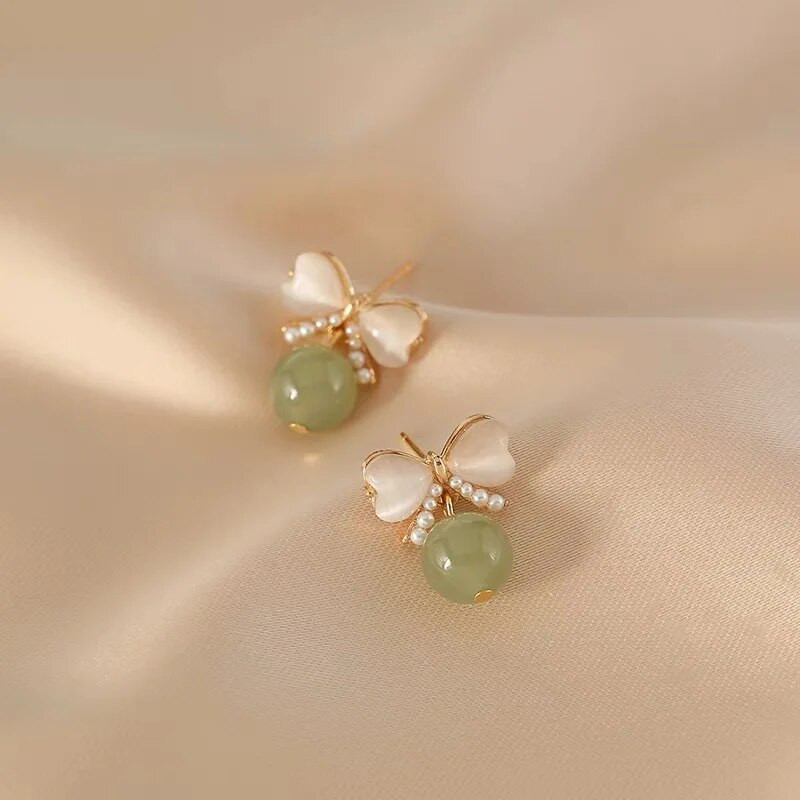 Naujos mados Sweet Bow Opal Stud Stud Auskarai Moterims Merginoms Baroko imitacija Perlų Nefritas Hetiano auskarai Vestuvių vakarėlio papuošalai