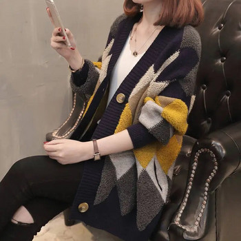 Моден ежедневен дамски пуловер Жилетка Есен и зима Свободна корейска версия Удебелен нов стил с плетено палто със средна дължина