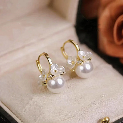 Модно изявление New Korea White Flower Cluster Pearl Pendant Обеци за жени Сватбено парти Луксозни бижута подарък pendiente