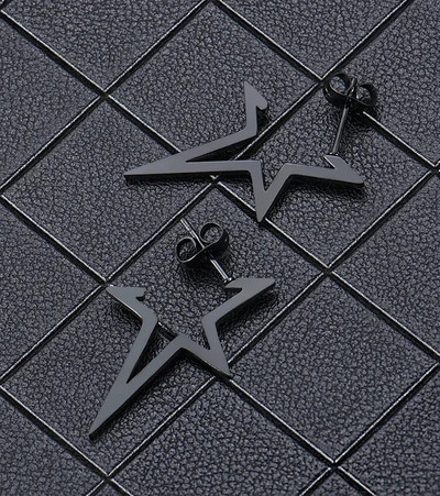 Gothic Y2K Star Auskari Hip Hop Gothic Fashion Nerūsējošā tērauda Punk Stud Auskari sievietēm Juvelierizstrādājumu ballītes draugiem Labākā dāvana