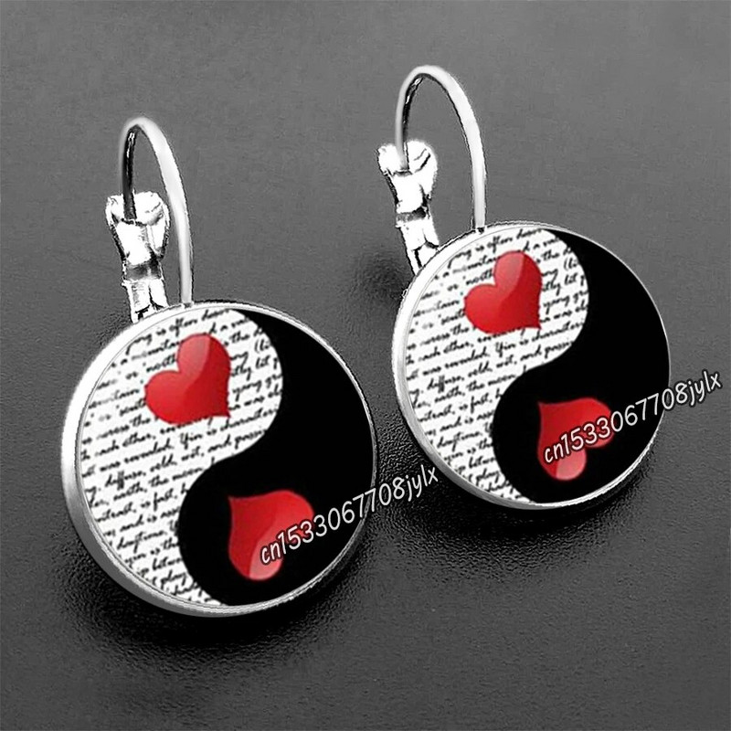 Stikliniai juodi ir balti dviejų kačių auskarai moteriški madingi stikliniai kabošono auskarai, nauji auskarai papuošalai papuošalai