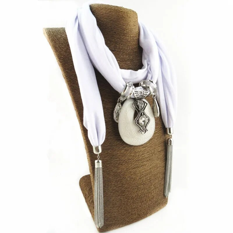 RUNMEIFA Νέο κρεμαστό κασκόλ κολιέ για γυναίκες Μακριά φούντα Μαύρο / άσπρο / χακί Κολιέ από βαμβάκι Κολιέ Κοσμήματα Δώρο #SW1852