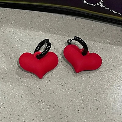 Vintage hiperbola melna sirds kulonu auskari sievietēm personības apaļas stīpas auskari kundzes meitenei ceļojumu aksesuāri