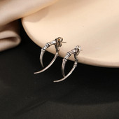 Kinitial Claw auskari, priekšējie aizmugurējie auskari, spīļu juvelierizstrādājumu auskari, gotiskās rotaslietas, ausu jaka, pūķa naga rotaslietas, priekšējā aizmugure