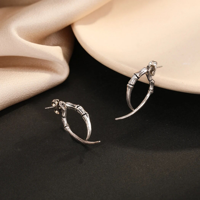 Kinitial Claw auskari, priekšējie aizmugurējie auskari, spīļu juvelierizstrādājumu auskari, gotiskās rotaslietas, ausu jaka, pūķa naga rotaslietas, priekšējā aizmugure